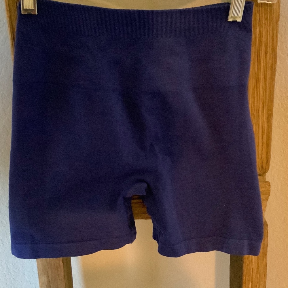 Alphalete Navy Bike Short Size S